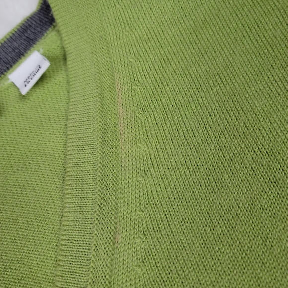 Calvin Klein light green Italian yarn sweater - size small - Picture 5 of 5